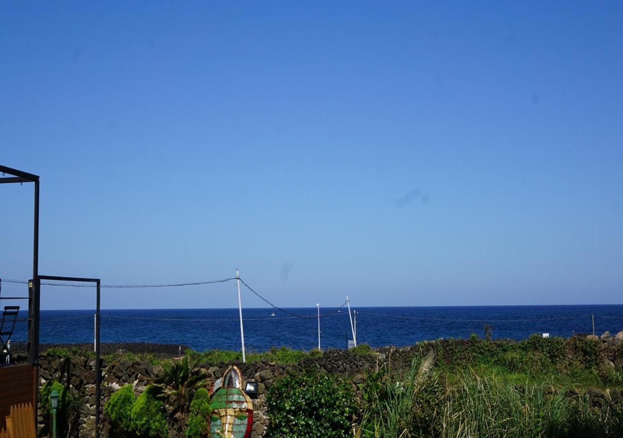 Dongbokri 671 Villa Jeju Exteriör bild